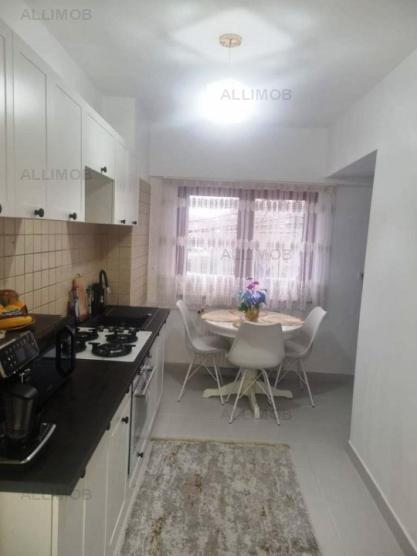 Apartament 3 camere in Ploiesti, zona Gheorghe Doja