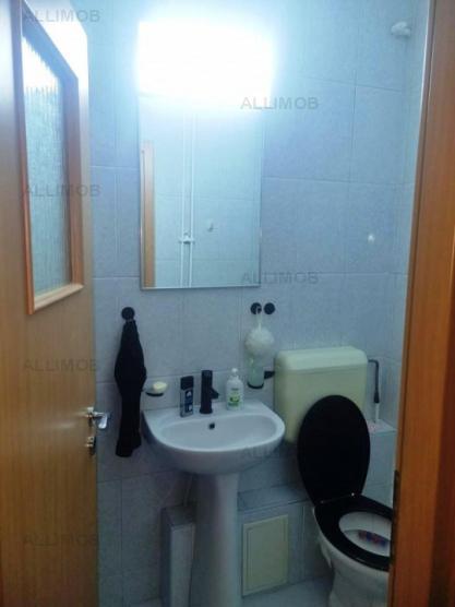 Apartament 3 camere in Ploiesti, zona Gheorghe Doja