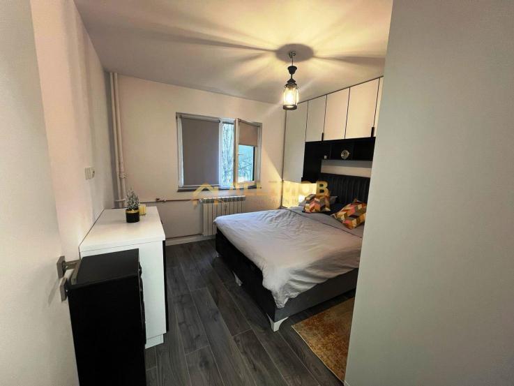 Apartament 2 camere, zona Cameliei