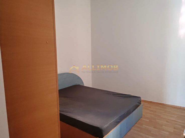 Apartament 3 camere  in Ploiesti, zona centrala