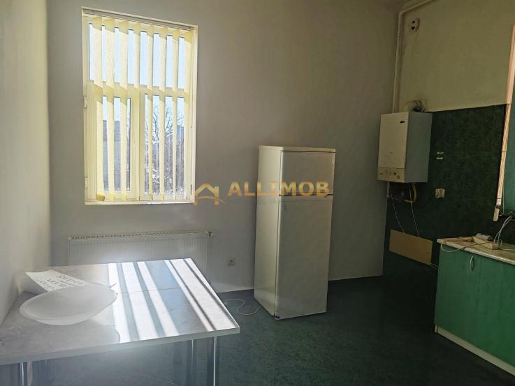 Apartament 3 camere  in Ploiesti, zona centrala