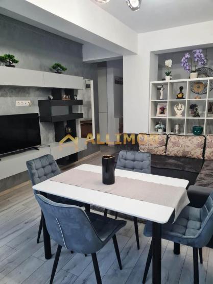 Apartament 2 camere, zona 9 Mai