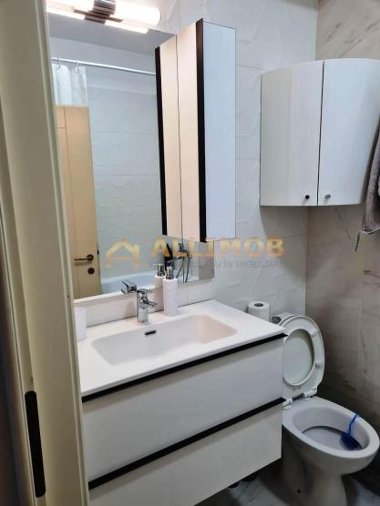 Apartament 2 camere, zona 9 Mai