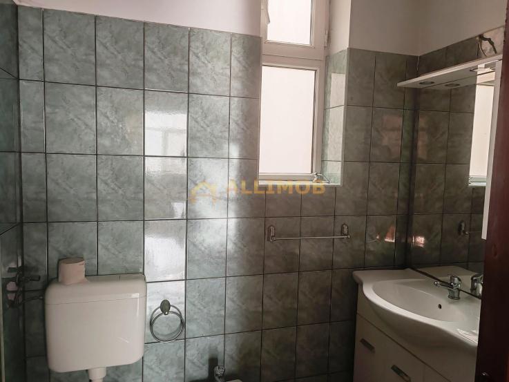 Apartament 3 camere  in Ploiesti, zona centrala