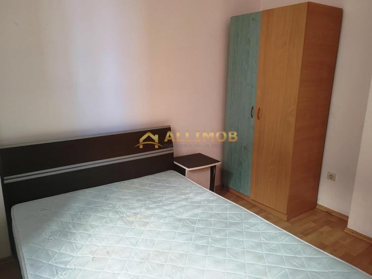 Apartament 3 camere  in Ploiesti, zona centrala