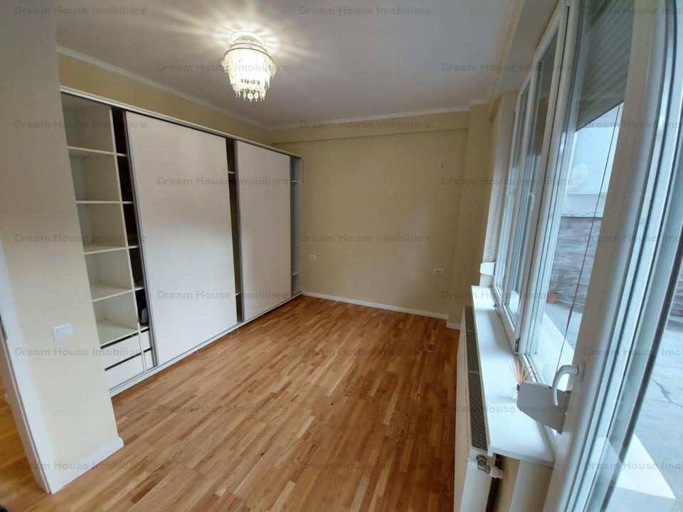 Apartament 3 camere, cu terasa de 45 mp la 5 minute de scoala germana