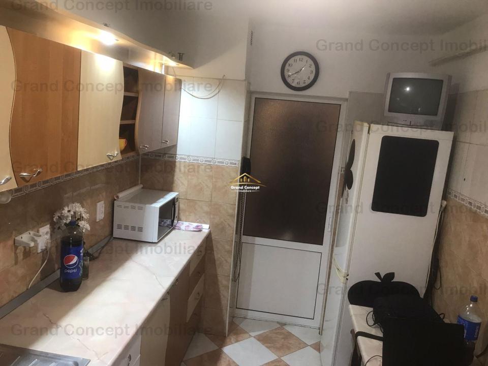 Apartament 3 camere, Dacia, 69 mp COD 9439