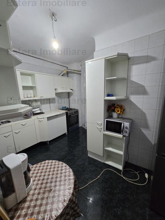 APARTAMENT DE VÂNZARE CU 5 CAMERE ZONA CALEA MOSILOR COLȚ CU CAROL 1