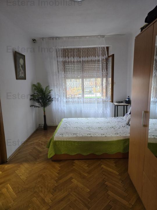 APARTAMENT DE VÂNZARE CU 5 CAMERE ZONA CALEA MOSILOR COLȚ CU CAROL 1