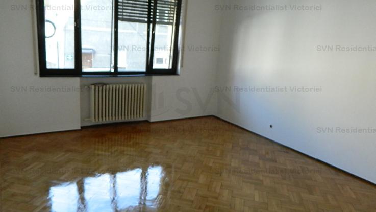 Inchiriere apartament 4 camere, Piata Romana, Bucuresti