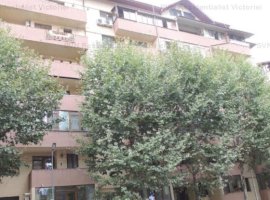 Vanzare apartament 3 camere, Central, Bragadiru