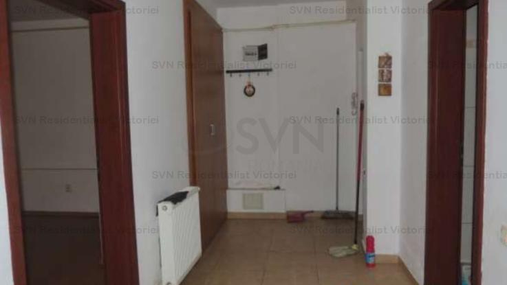 Vanzare apartament 4 camere, Central, Bragadiru