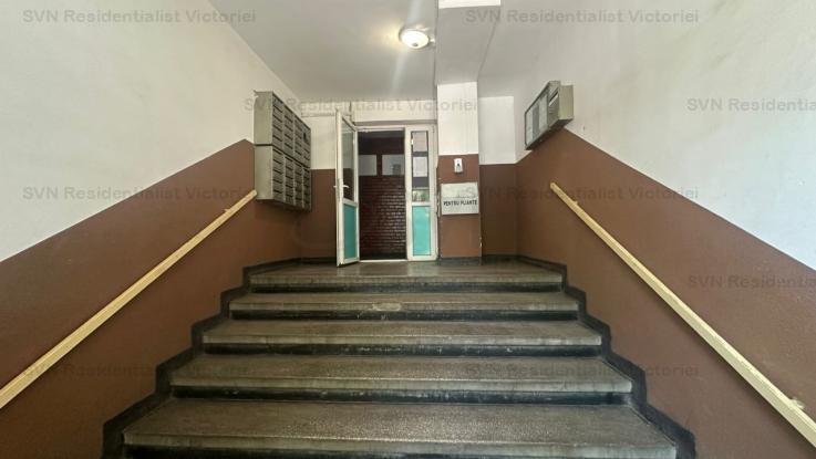 Vanzare apartament 4 camere, Turda, Bucuresti