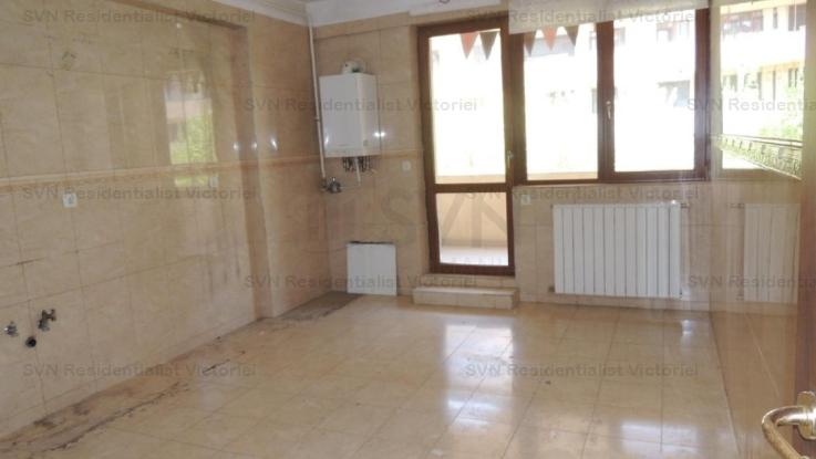 Vanzare apartament 3 camere, Central, Bragadiru