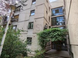 Vanzare apartament 4 camere, Lascar Catargiu, Bucuresti