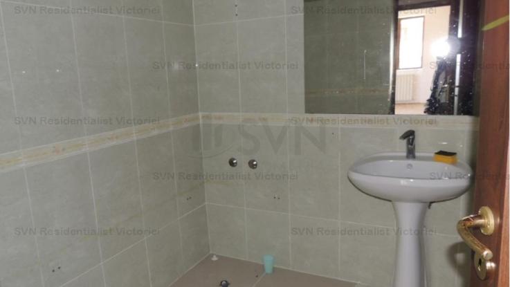 Vanzare apartament 3 camere, Central, Bragadiru