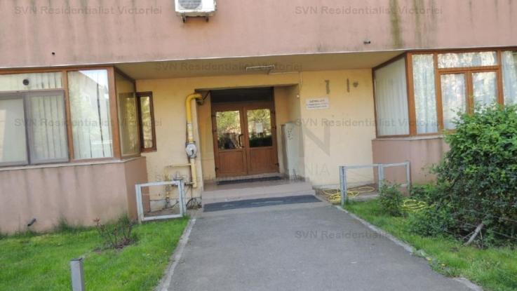 Vanzare apartament 3 camere, Central, Bragadiru