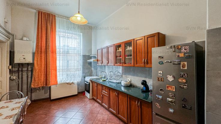 Vanzare apartament 4 camere, Kogalniceanu, Bucuresti