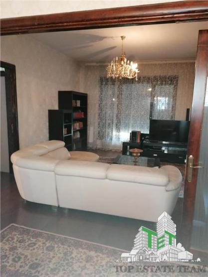 Apartament 3 camere de vanzare zona B-dul. Magheru