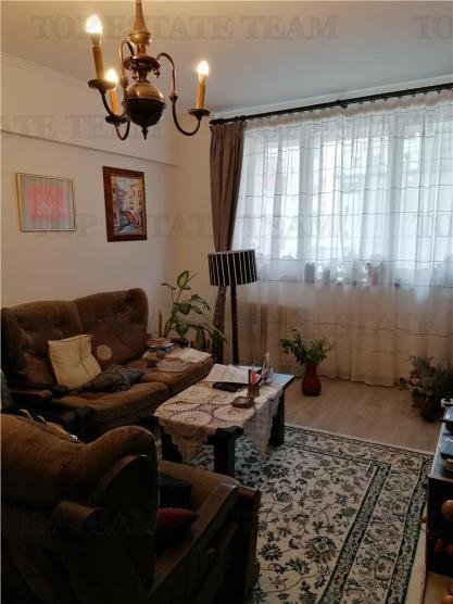 Apartament 2 camere de vanzare in zona Stefan cel Mare - Perla