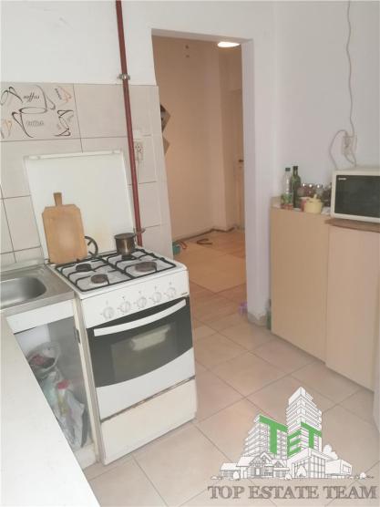 Apartament 3 camere in zona Piata Unirii