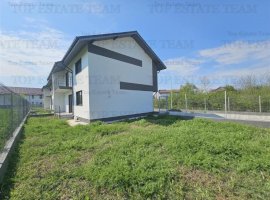 Duplex 4 camere asfalt, STB si canalizare intrare Domnesti