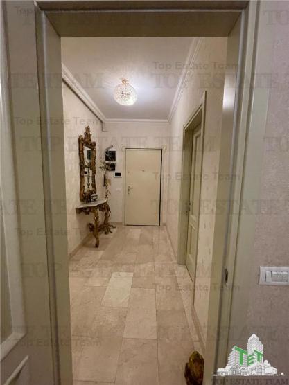 Apartament 4 camere decomandat + terasa 45mp zona Dristor/Baba Novac