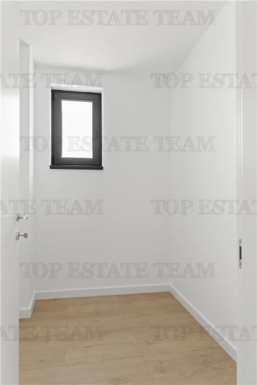 Vanzare, Apartament 3 Camere bloc boutique P-ta Victoriei