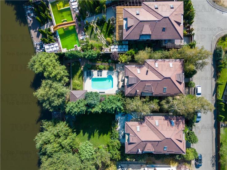 Vila de Lux cu Piscina, Acces direct la Lac si Vedere Panoramica