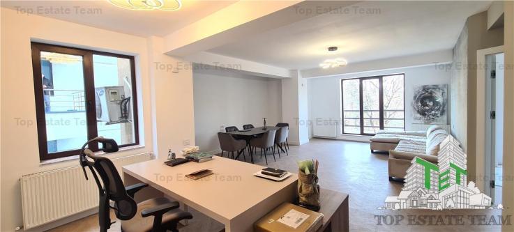 Apartament cu 4 camere de vanzare in zona Arcul de Triumf