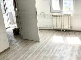 APARTAMENT CU 3 CAMERE ZONA BRATIANU