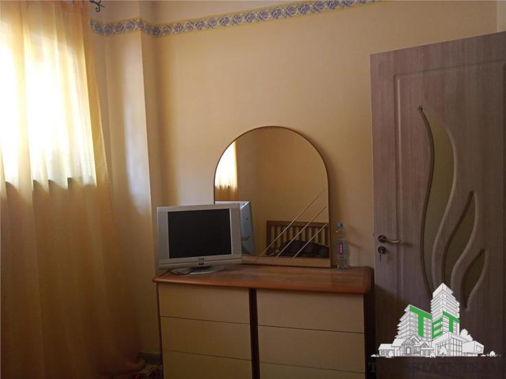 Apartament cu 2 camere  de vanzare, pretabil rezidential sau office, renovat integral, demisol, Armeneasca