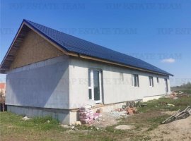 Duplex cu 3 camere de vanzare in Domnesti