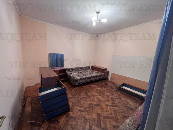 Apartament 3 camere centrala proprie in vila metrou Eroii Revolutiei