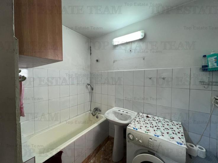 Apartament 3 camere centrala proprie in vila metrou Eroii Revolutiei