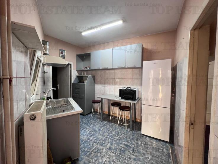 Apartament 3 camere centrala proprie in vila metrou Eroii Revolutiei