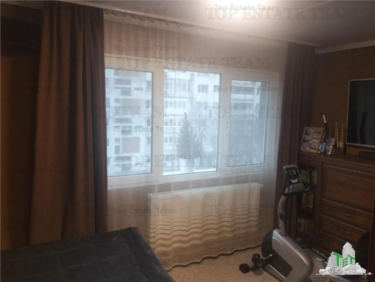 Apartament de 2 camere de vanzare in zona Bulevardului Alexandru Obregia