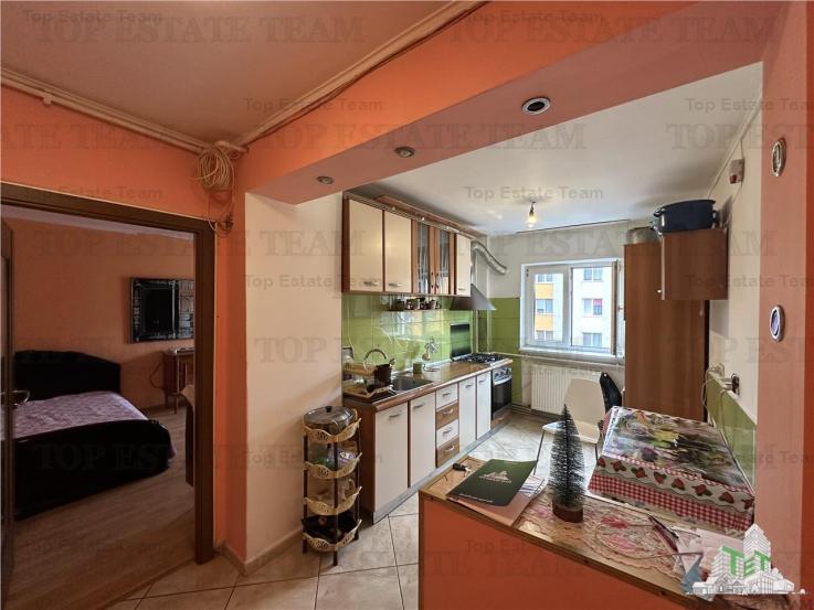 Apartament de 3 camere, 2 bai , 2 balcoane, bloc din 1986, Margeanului ( Petre Ispirescu)