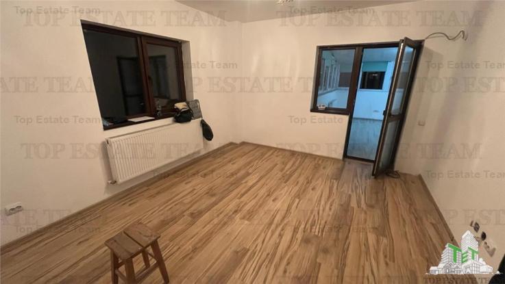 Spatiu/Apartament cu 3 camere, terasa, parcare, boxa, Metrou Pacii