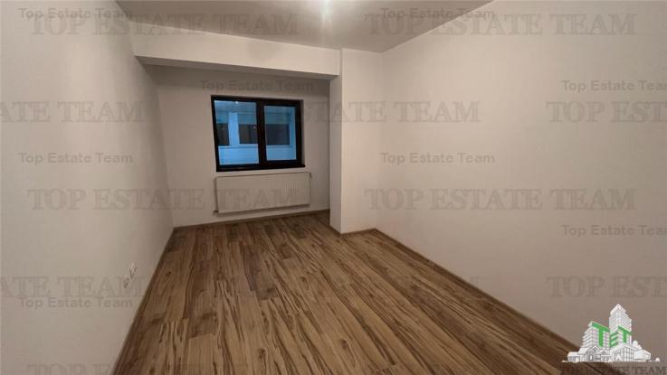 Spatiu/Apartament cu 3 camere, terasa, parcare, boxa, Metrou Pacii