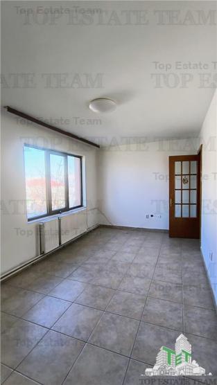 Casa / Vila cu 9 camere in zona Centrala Voluntari-Pipera