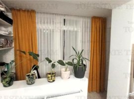 Apartament 3 camere renovat, de vanzare zona Colentina