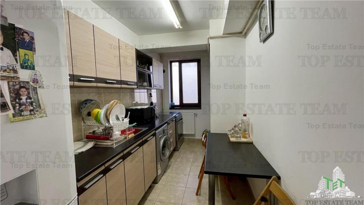 Apartament 2 camere decomandat, centrala termica, bloc 2013 Ozana/ 1 Decembrie 1918