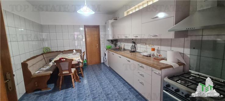 Vila de Vanzare 5 camere Bucurestii Noi - Metrou