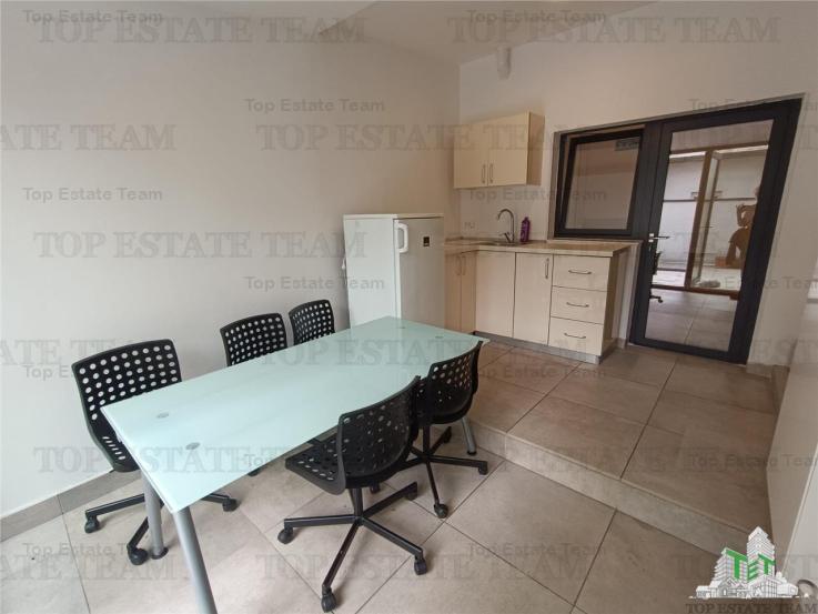 Vanzare apartament 4 camere cu terasa generoasa