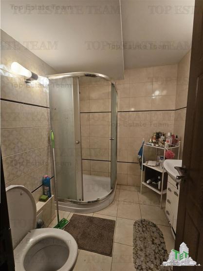 Apartament 3 camere decomandat 2 bai metrou Crangasi