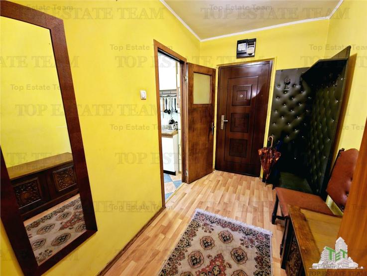 Apartament 3 camere  metrou 1 Decembrie 1918