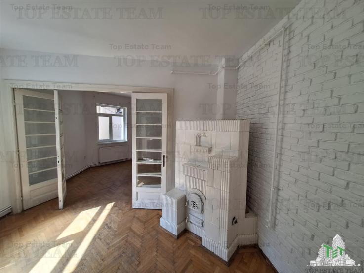 Apartament 4 camere decomandat cu 2 bai in zona Calea Calarasilor