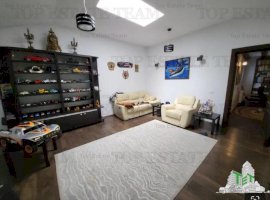 Vila pretabila birouri, 1300 euro-mp, de vanzare in zona Mosilor