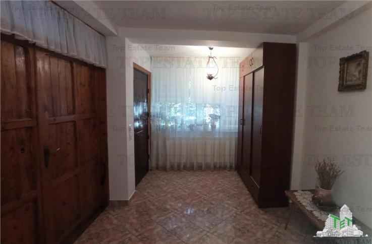 Vila spatioasa teren 800 mp, de vanzare in Fundeni Dobroesti